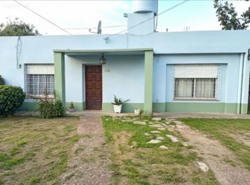 Casa · 120m² · 4 Ambientes · Venta Casa 4 Amb en Ituzaingo con Jardin