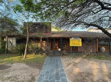 Casa · 206m² · 4 Ambientes · Casa en Alquiler y Venta en Punta Chica
