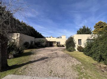 Casa · 226m² · 5 Ambientes · 2 Cocheras · Casa en Venta de 5 Ambientes en La Esperanza Club de Campo, General Rodriguez