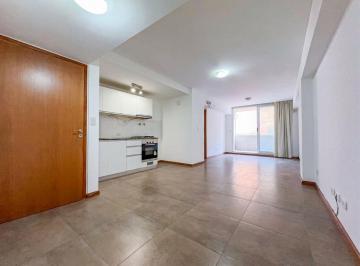 Departamento · 32m² · 1 Ambiente · Monoambiente con Patio y Balcon - Martin