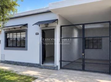PH · 47m² · 3 Ambientes · 1 Cochera · Casa Tipo PH 3 Ambientes en Venta en Ituzaingó