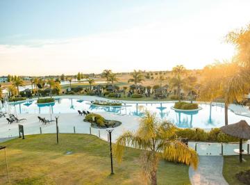 Terreno · 1060m² · Venta de Lote - Terreno en Barrio Haras del Sur III Se Acepta Permuta