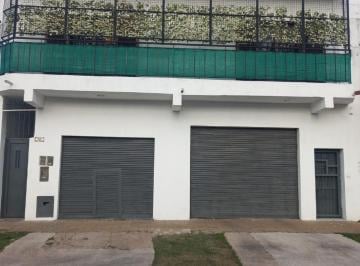Casa · 208m² · 5 Ambientes · 2 Cocheras · Casa en Venta 5 Ambientes en San Martin