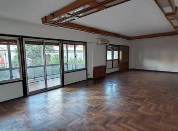 Departamento de 1 ambiente, Córdoba · Nva Cba - Piso C/cochera Av Yrigoyen 300 - Exclusivo, Frente a Buen Pastor - 4dorm.