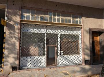 Local comercial , Parque Chacabuco · Local en Alquiler en Parque Chacabuco