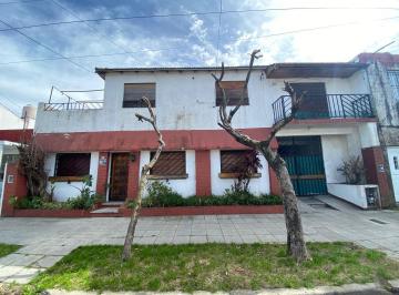 DEF-DEF-2088_2 · Casa 5 Ambientes. | Tte. Gral. Pablo Ricchieri Al 4600