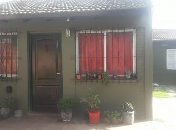 Casa · 65m² · 3 Ambientes · Casa 3 Amb con Amplio Terreno - Bosque Grande - Apta Credito