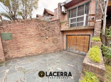 Casa de 4 ambientes, General San Martín · Casa 4 Ambientes con Jardín en Villa Ballester