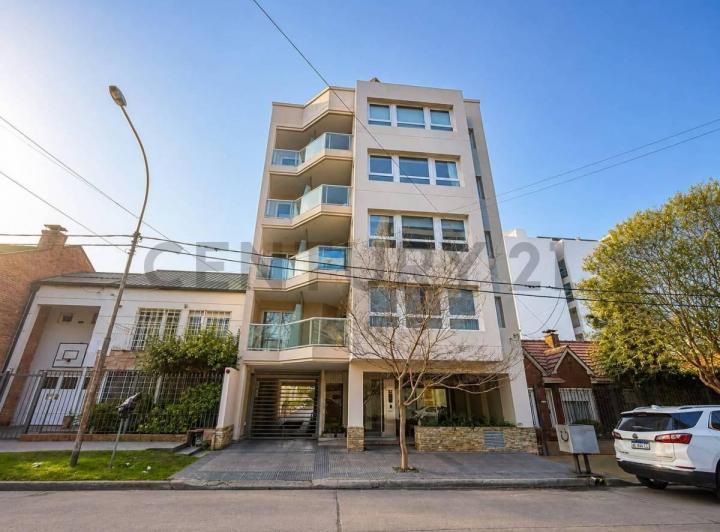 Departamento · 8m² · 2 Ambientes · 1 Cochera