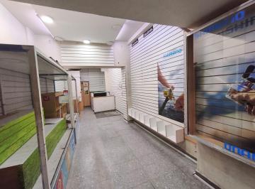 Local comercial · 140m² · 1 Ambiente · Local con Sotano Doble