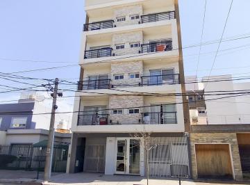 Departamento · 46m² · 3 Ambientes · Departamento en Alquiler - Santos Lugares