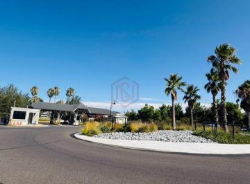 Casa · 790m² · 10 Ambientes · 2 Cocheras · Casa en Venta en El Yacht, Nordelta, Tigre