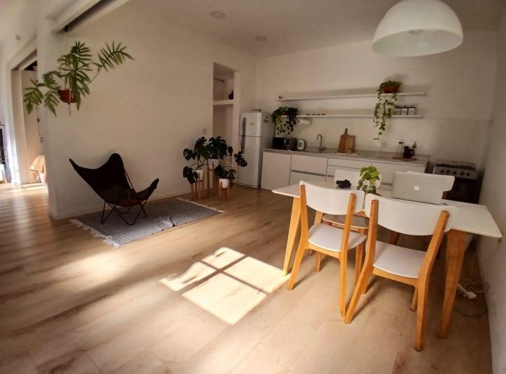 Local comercial · 600m² · 3 Ambientes · 2 Cocheras