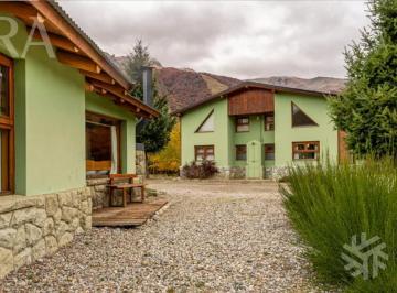 Casa · 500m² · 15 Ambientes · 10 Cocheras · Venta de Complejo de Cabañas en Villa Catedral - Bariloche