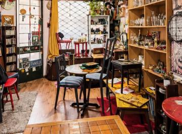 Local comercial · 87m² · Vende 2 Locales Centro con Amplio Deposito