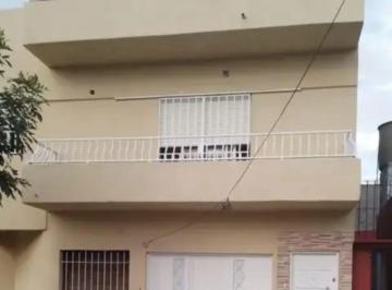 Casa de 4 ambientes, La Matanza · PH de 4 Amb con Patio Terraza y Dos Departamentos Toma Parte de Pago