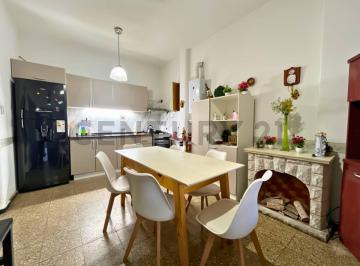 Casa · 77m² · 4 Ambientes · Venta Casa de 2 Dorm. + Departamento Independiente en Belgrano, Rosario