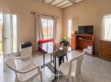 Casa · 75m² · 6 Ambientes · Venta | Permuta - Casa 4 Dorm. con Jardín y Piscina - Coronel Domínguez, Santa Fe.
