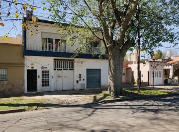 PH · 66m² · 4 Ambientes · Venta PH 2 Dorm. con Balcón Patio y Terraza en Alberdi por Escalera