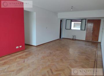 Departamento · 135m² · 4 Ambientes · 1 Cochera · Departamento en Alquiler en Caballito