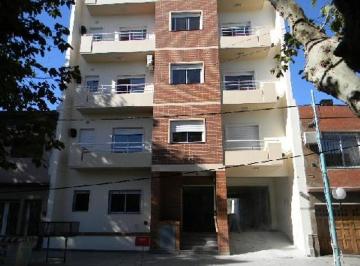 Departamento · 40m² · 2 Ambientes · 1 Cochera · Departamento en Alquiler Zona Centro Zárate