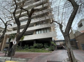 Departamento · 210m² · 4 Ambientes · 2 Cocheras · Departamento Piso Completo - Venta - 3 Dorm. - Quinta Sección - Calle Agustín Alvarez - Ciudad