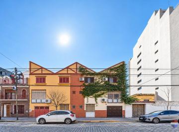 PH · 144m² · 4 Ambientes · 2 Cocheras · Venta PH con Patio Cochera en Nuñez Sin Expensas