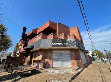 Casa · 358m² · 5 Ambientes · 1 Cochera · Venta Casa 4amb con Local y Cochera Villa Primera