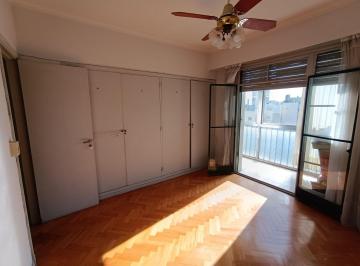 dormitorio principal · Alquiler Departamento 3 Dorm. Balcón Luminoso Sobre Rivadavia 6700 Flores Cerca de Av Carabobo