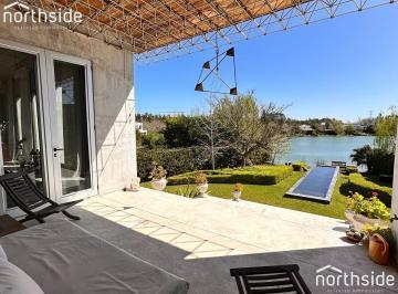 Casa · 1000m² · 5 Ambientes · 2 Cocheras · Casa en Venta en Barrio Altamira, Rincon de Milberg