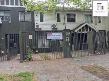 PH · 61m² · 3 Ambientes · 1 Cochera · PH en Banfield Oeste