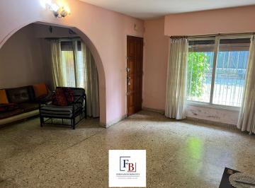 PH · 82m² · 4 Ambientes · 1 Cochera · PH en Lomas de Zamora Oeste