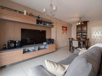 Departamento · 95m² · 4 Ambientes · Depto 4 Amb + Dependencia C/balcon Corrido Baulera