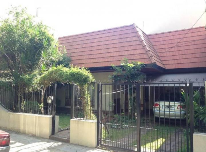 Terreno · 318m² · 6 Ambientes · 1 Cochera