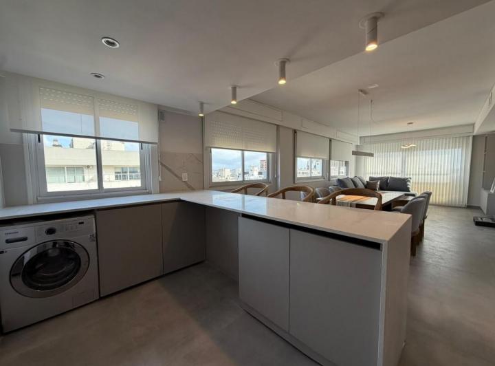 Departamento · 94m² · 4 Ambientes · 1 Cochera