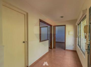 Departamento · 50m² · 3 Ambientes · Apartamento de un Dormitorio con Patio en Alquiler