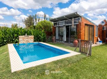 Casa · 711m² · 3 Ambientes · Venta - Casa de 2 Dorm., con Jardín y Piscina - Andino