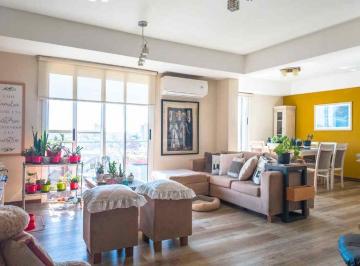 Departamento · 100m² · 4 Ambientes · 1 Cochera · Departamento Duplex C/cochera H. Irigoyen 1800