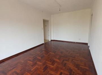 Departamento · 46m² · 2 Ambientes · Departamento en Alquiler. Lomas de Zamora Centro