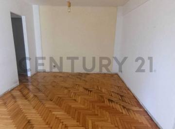 Departamento · 33m² · 2 Ambientes · Alquiler Departamento 2 Ambientes en en Flores