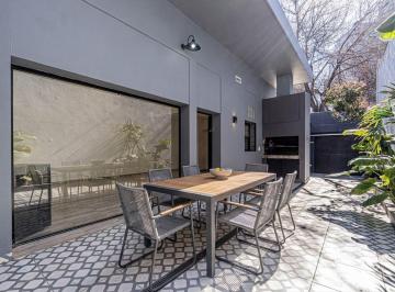 Casa · 150m² · 4 Ambientes · 1 Cochera · Alq Casa 4 Amb Luminosa en Villa Crespo con Patio