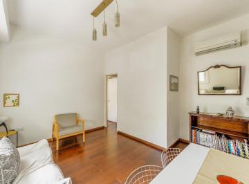 Departamento · 39m² · 2 Ambientes · Dos Ambientes Amoblado con Patio en Alquiler Temporario en Nuñez