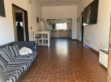 ZUN-ZUN-1798_2 · Casa 5 Ambientes. | Av Héctor Arregui Al 1300