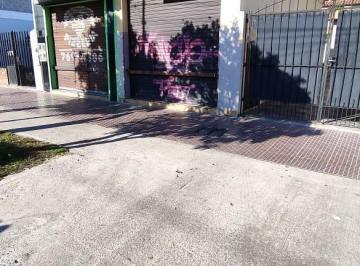 Local comercial · 30m² · 1 Ambiente · Local Sobre La Av Libertador Al 6400 a Dos Cuadras R4, Av J. m. de Rosas en Loma Hermosa