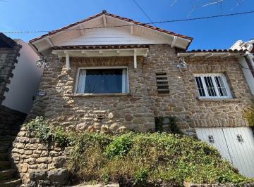 Casa · 165m² · 5 Ambientes · 1 Cochera · Casa en Alquiler 24 Meses en Stella Maris