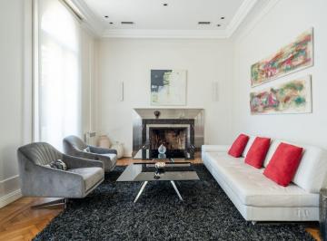 Casa · 435m² · 3 Dormitorios · 3 Cocheras · Ombu y Dardo Rocha