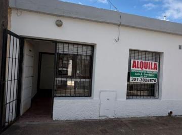 Departamento de 3 ambientes, Córdoba · Casa en Alquiler - Dos Dorm. con Patio - Barrio Zumarán!