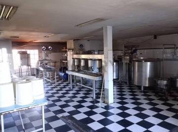 Bodega-Galpón · 829m² · Alquiler Fabrica Gastronomica en Gerli