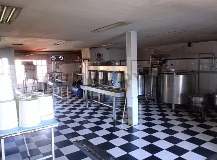 Bodega-Galpón · 829m²