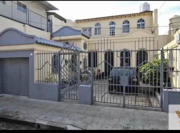Casa · 163m² · 4 Ambientes · Casa en Venta - 4 Dorm. 2 Baños - 187 m - Villa del Parque